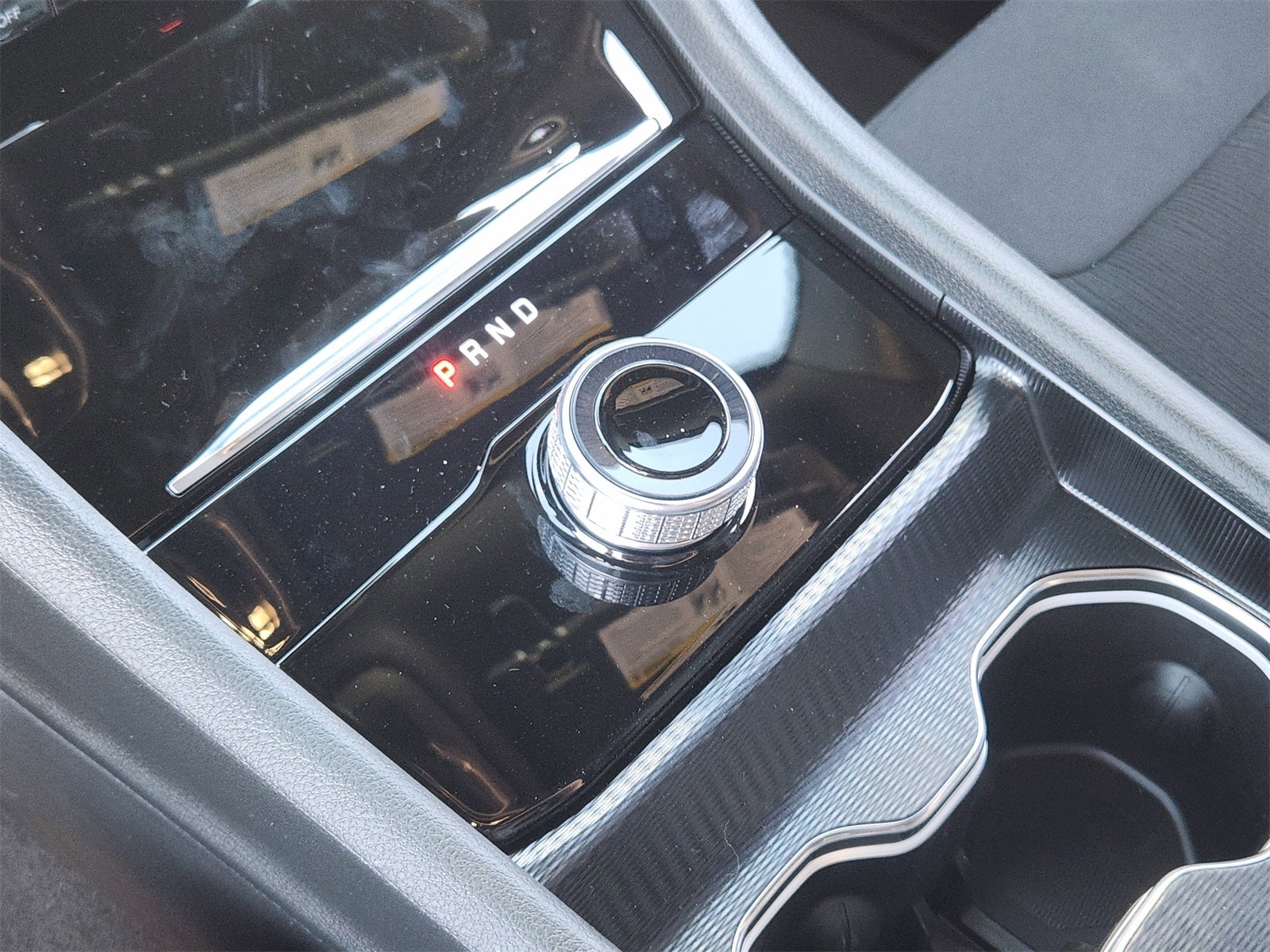 2025 Jeep Grand Cherokee GRAND CHEROKEE LAREDO X 4X2