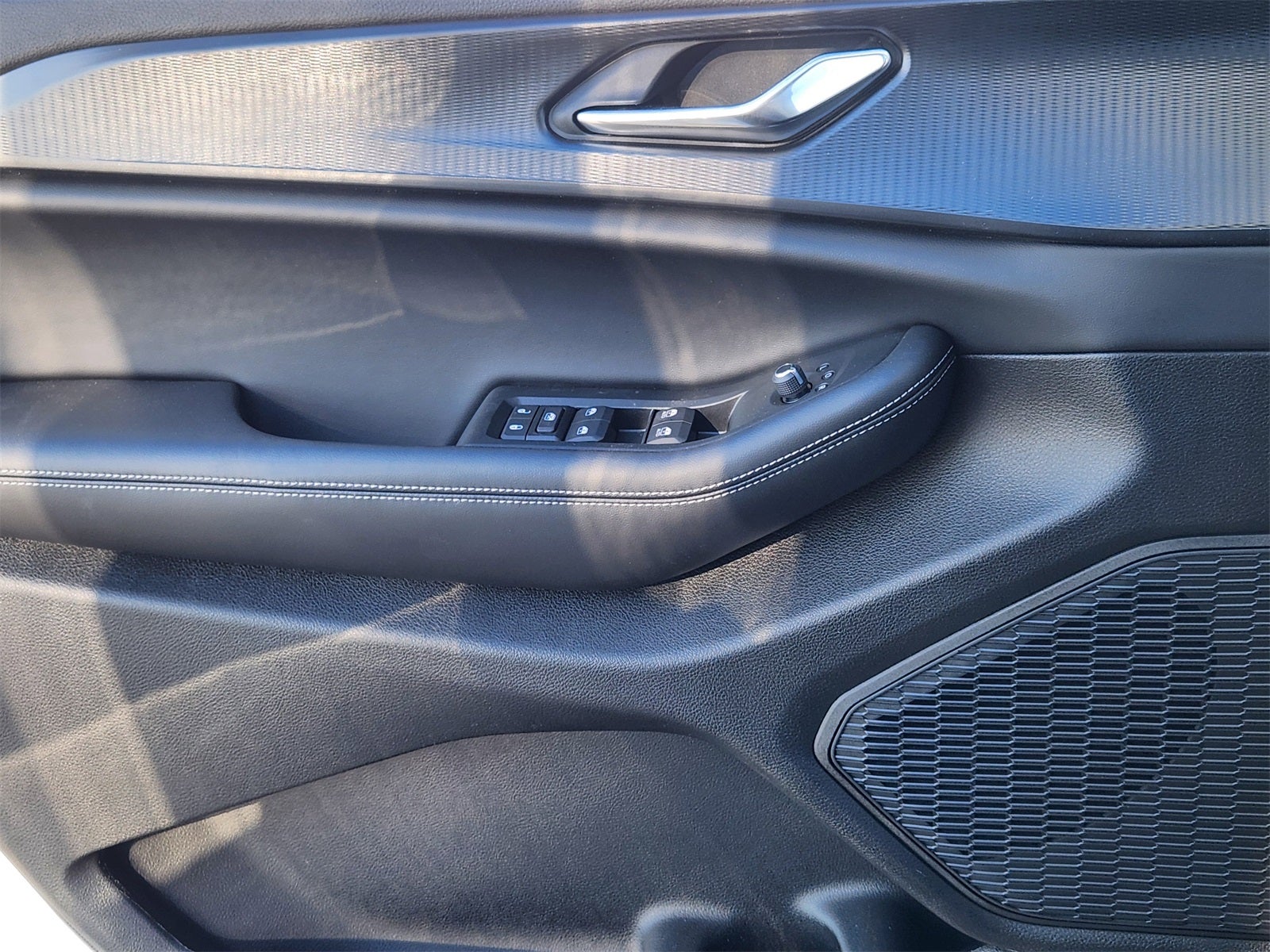 2025 Jeep Grand Cherokee GRAND CHEROKEE LAREDO X 4X2