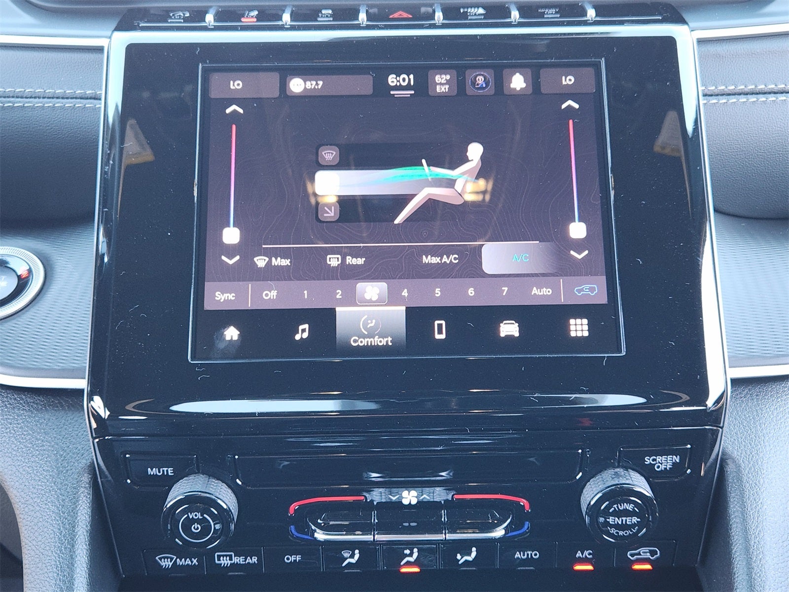 2025 Jeep Grand Cherokee GRAND CHEROKEE LAREDO X 4X2