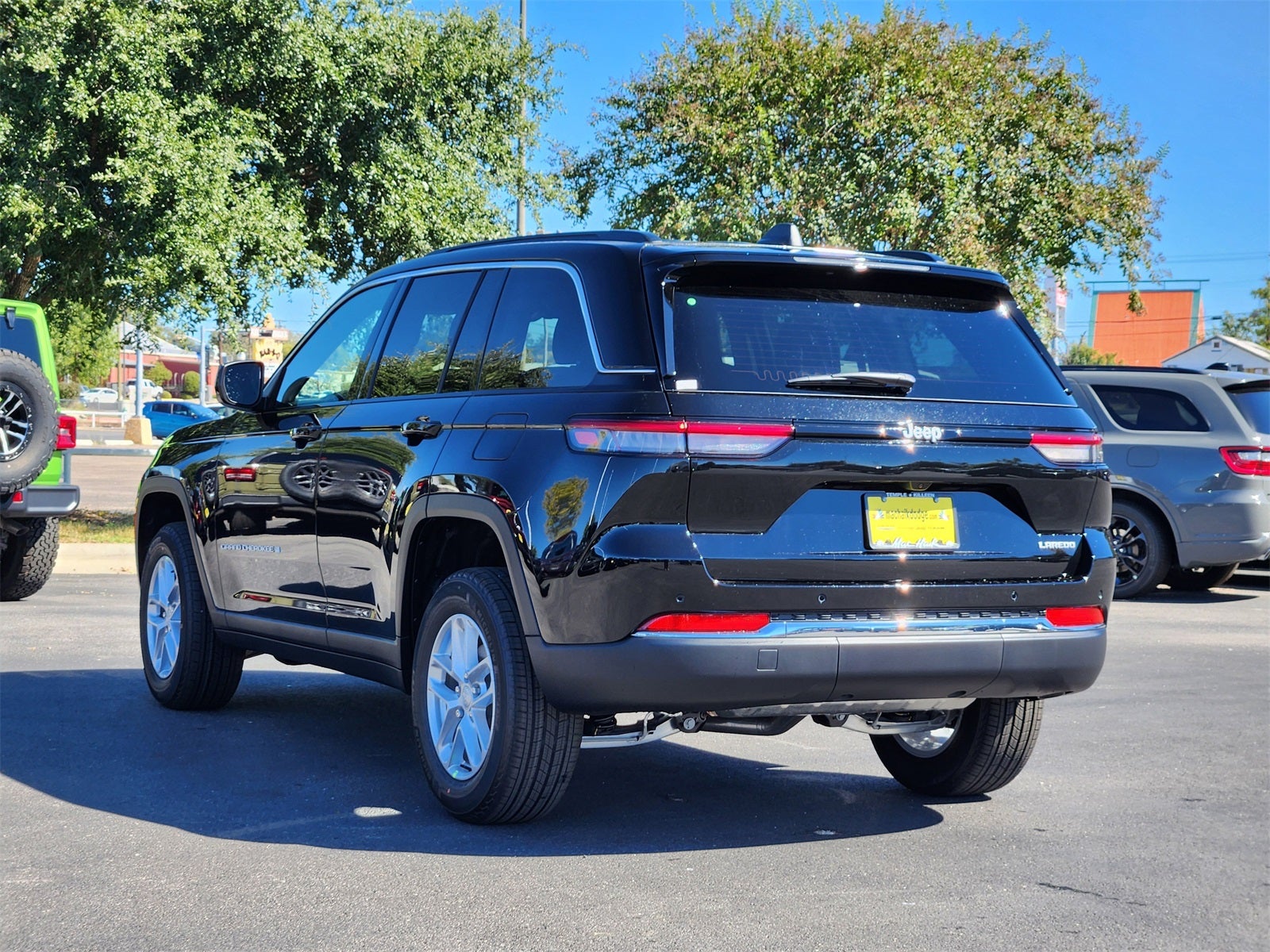 2025 Jeep Grand Cherokee GRAND CHEROKEE LAREDO X 4X2