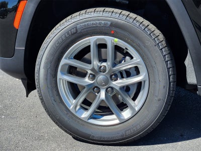 2025 Jeep Grand Cherokee GRAND CHEROKEE LAREDO X 4X2