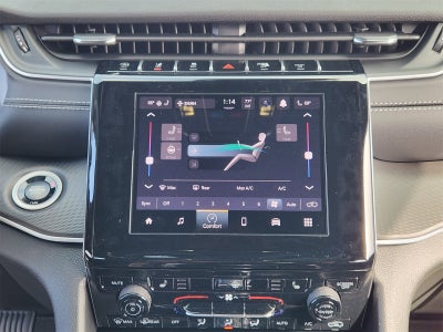 2025 Jeep Grand Cherokee GRAND CHEROKEE LAREDO X 4X2