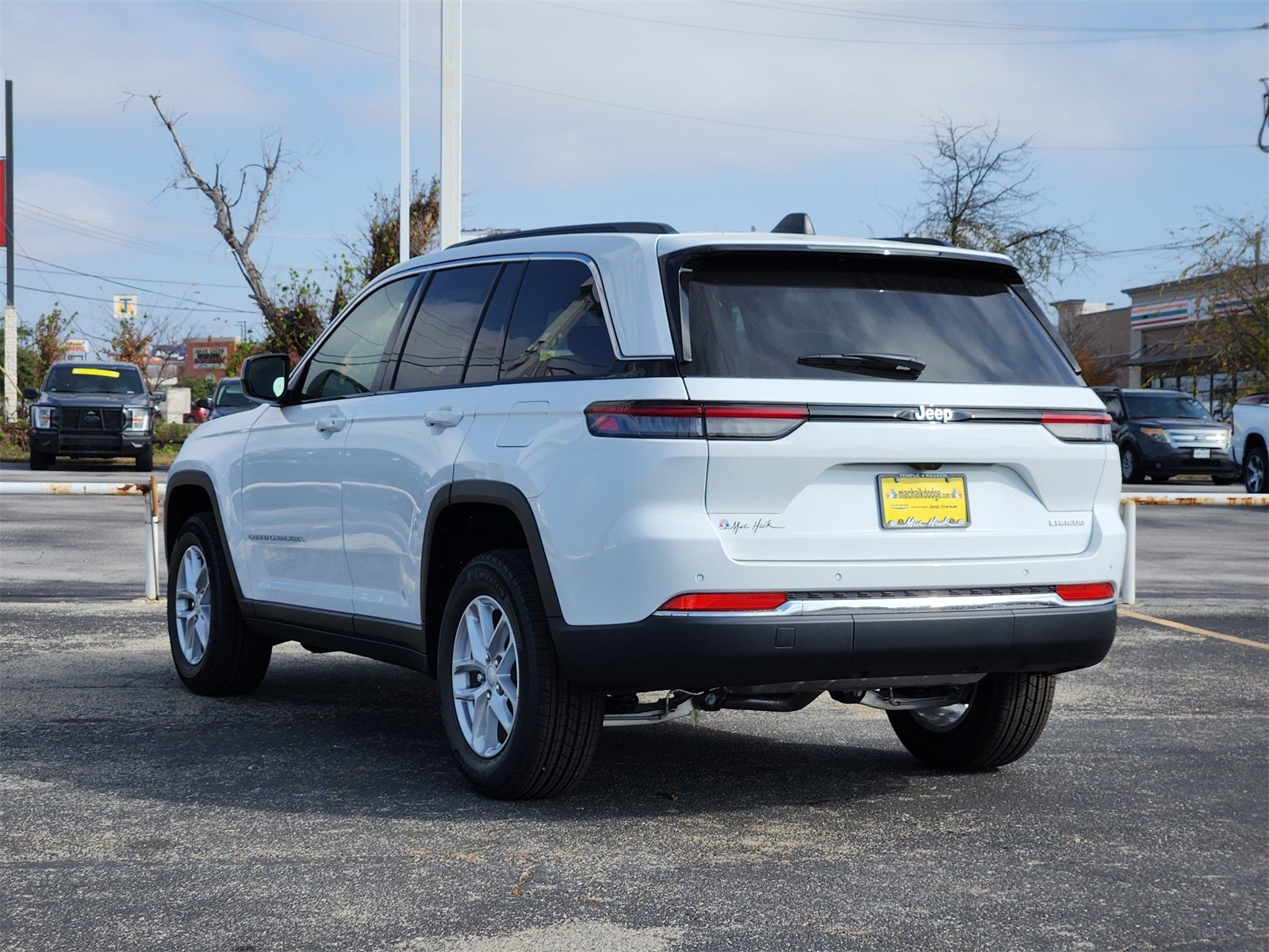 2025 Jeep Grand Cherokee GRAND CHEROKEE LAREDO X 4X2