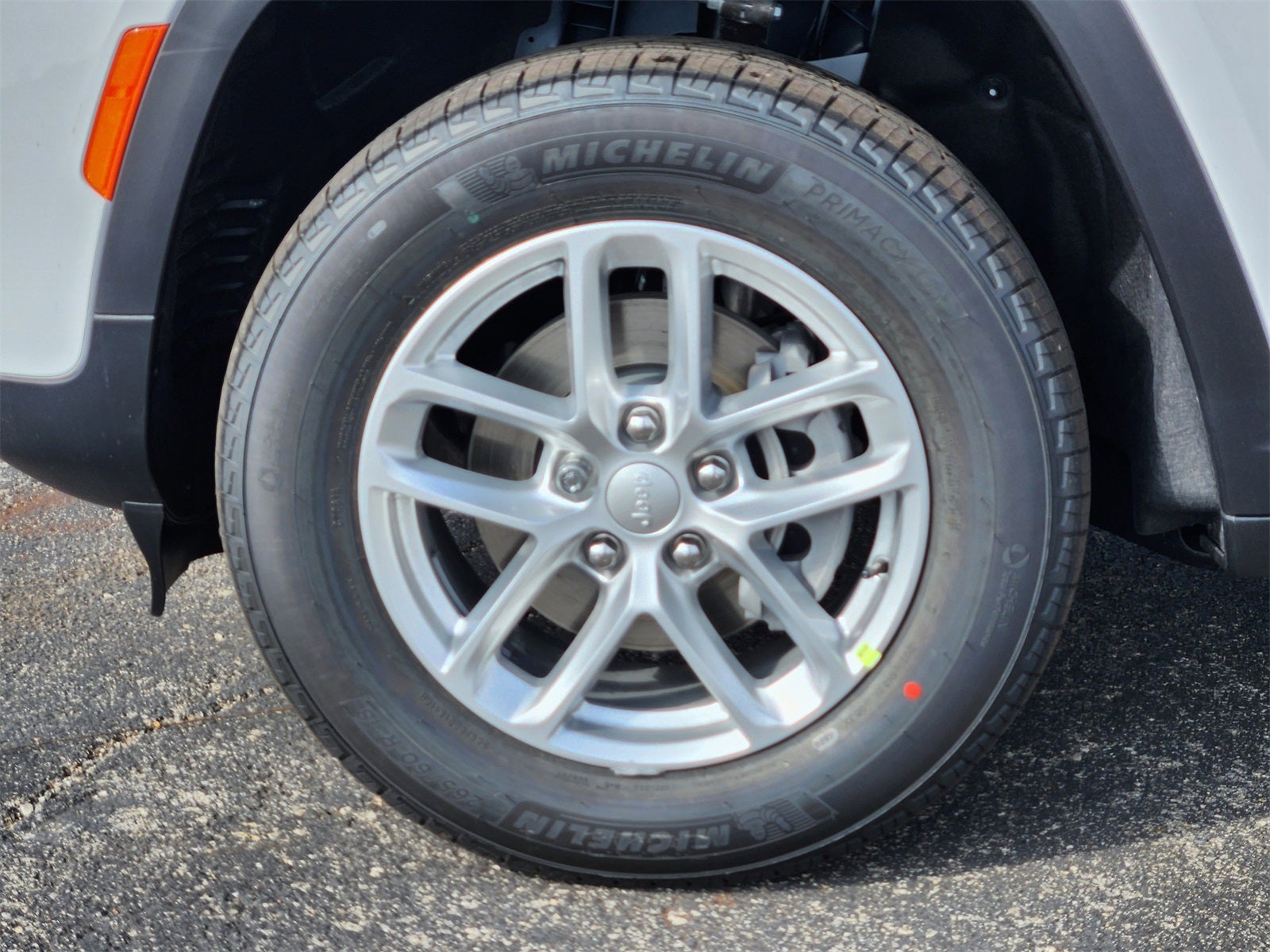 2025 Jeep Grand Cherokee GRAND CHEROKEE LAREDO X 4X2