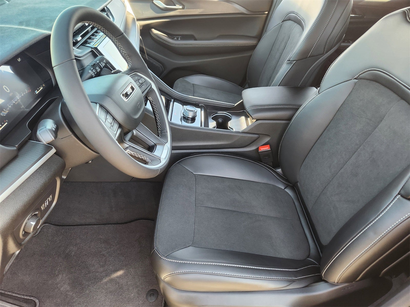 2025 Jeep Grand Cherokee GRAND CHEROKEE ALTITUDE X 4X2