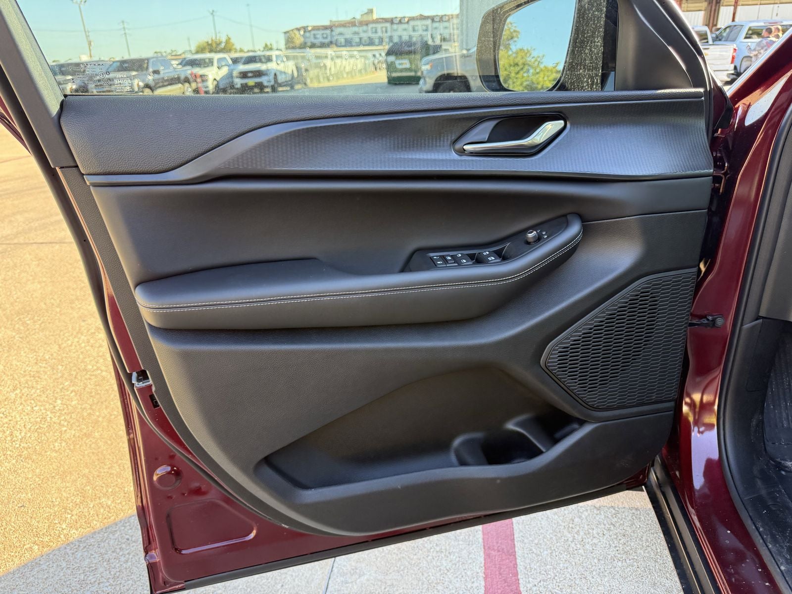 2025 Jeep Grand Cherokee GRAND CHEROKEE ALTITUDE X 4X2