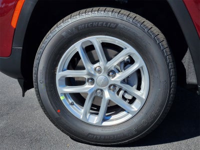 2025 Jeep Grand Cherokee GRAND CHEROKEE LAREDO X 4X2