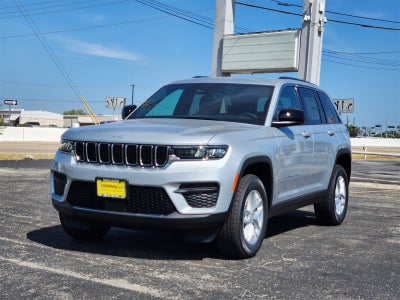 2025 Jeep Grand Cherokee GRAND CHEROKEE LAREDO X 4X2
