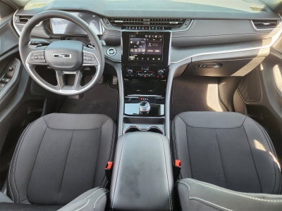 2025 Jeep Grand Cherokee GRAND CHEROKEE LAREDO X 4X2