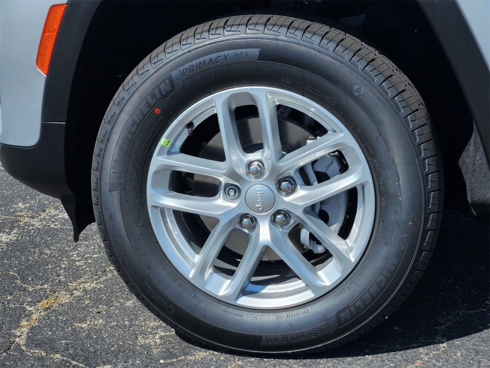 2025 Jeep Grand Cherokee GRAND CHEROKEE LAREDO X 4X2