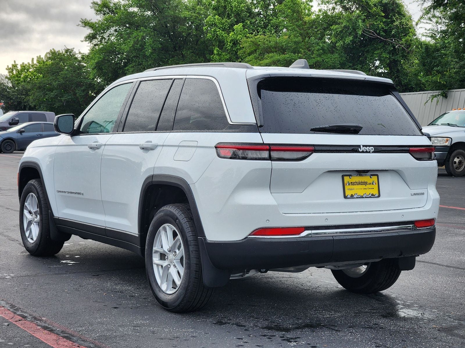 2026 Jeep Grand Cherokee GRAND CHEROKEE LAREDO X 4X2