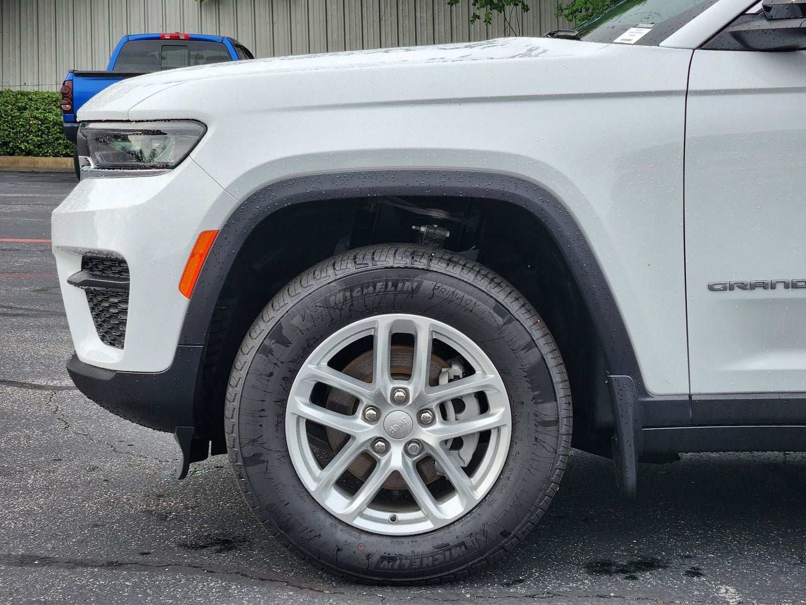 2026 Jeep Grand Cherokee GRAND CHEROKEE LAREDO X 4X2