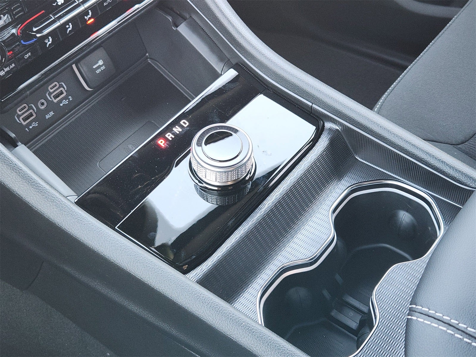 2026 Jeep Grand Cherokee GRAND CHEROKEE LAREDO X 4X2