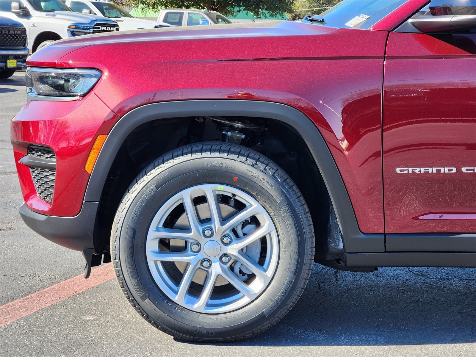 2026 Jeep Grand Cherokee GRAND CHEROKEE LAREDO X 4X2