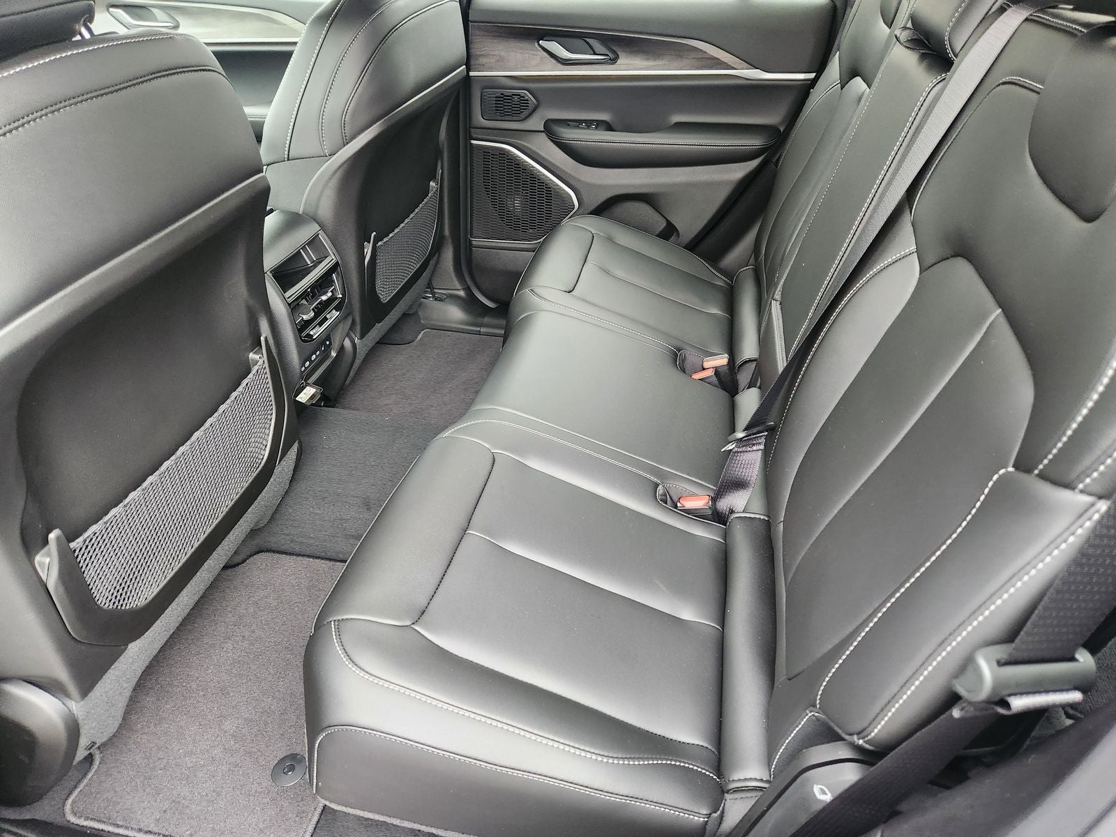 2026 Jeep Grand Cherokee GRAND CHEROKEE LIMITED 4X2