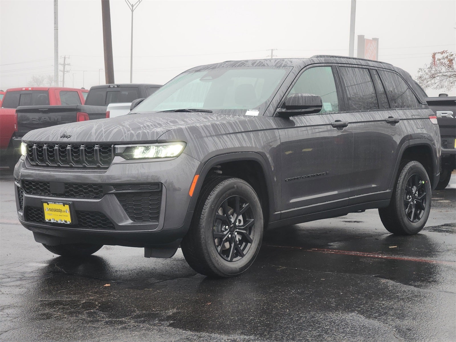 2026 Jeep Grand Cherokee GRAND CHEROKEE ALTITUDE 4X4