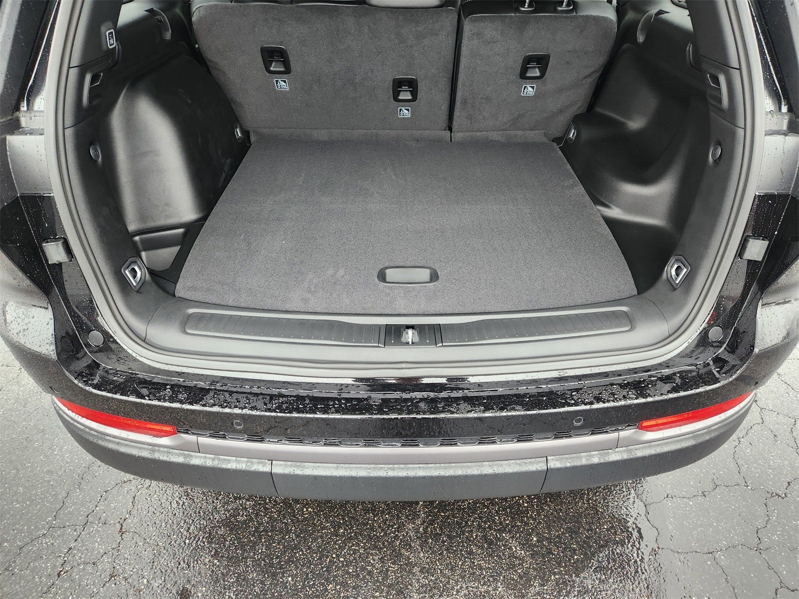 2026 Jeep Grand Cherokee GRAND CHEROKEE ALTITUDE 4X4