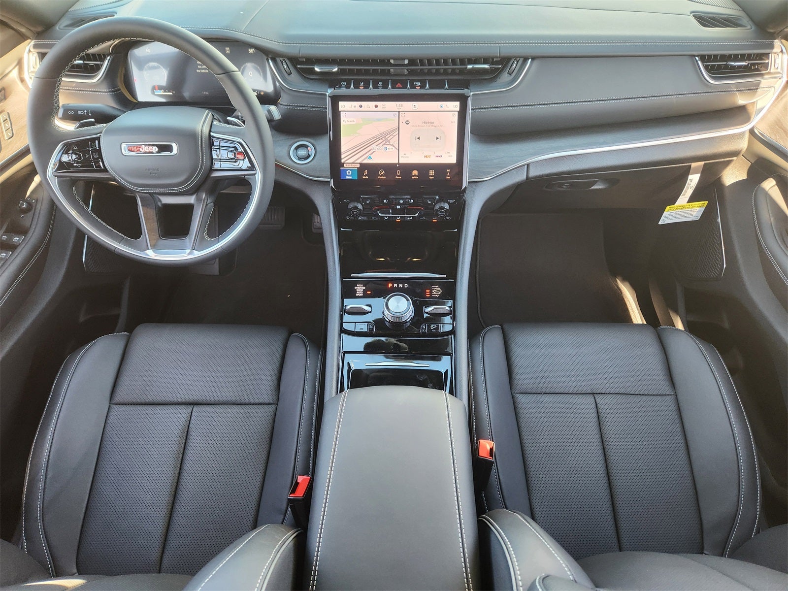 2025 Jeep Grand Cherokee GRAND CHEROKEE OVERLAND 4X4