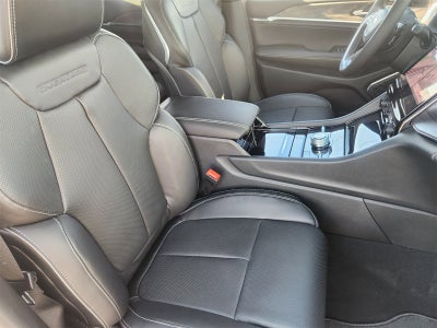 2025 Jeep Grand Cherokee GRAND CHEROKEE OVERLAND 4X4