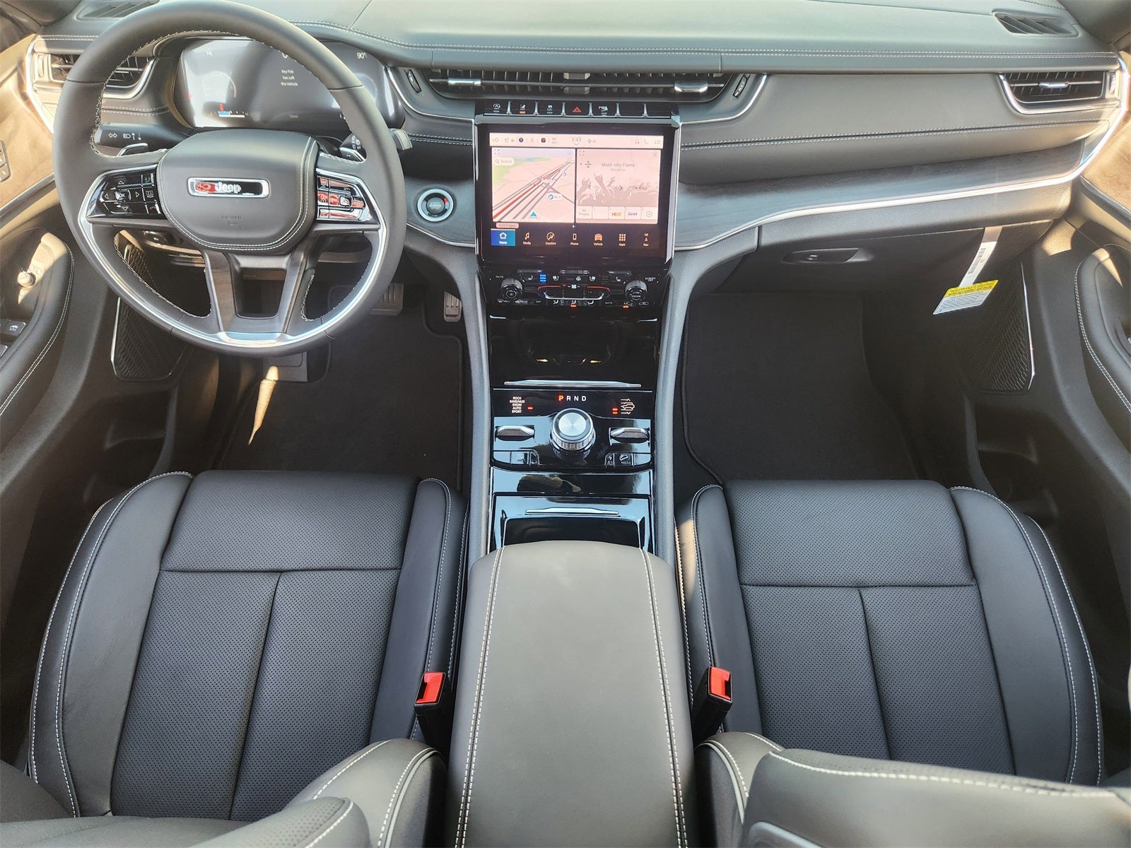 2025 Jeep Grand Cherokee GRAND CHEROKEE OVERLAND 4X4