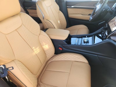 2025 Jeep Grand Cherokee GRAND CHEROKEE SUMMIT 4X4