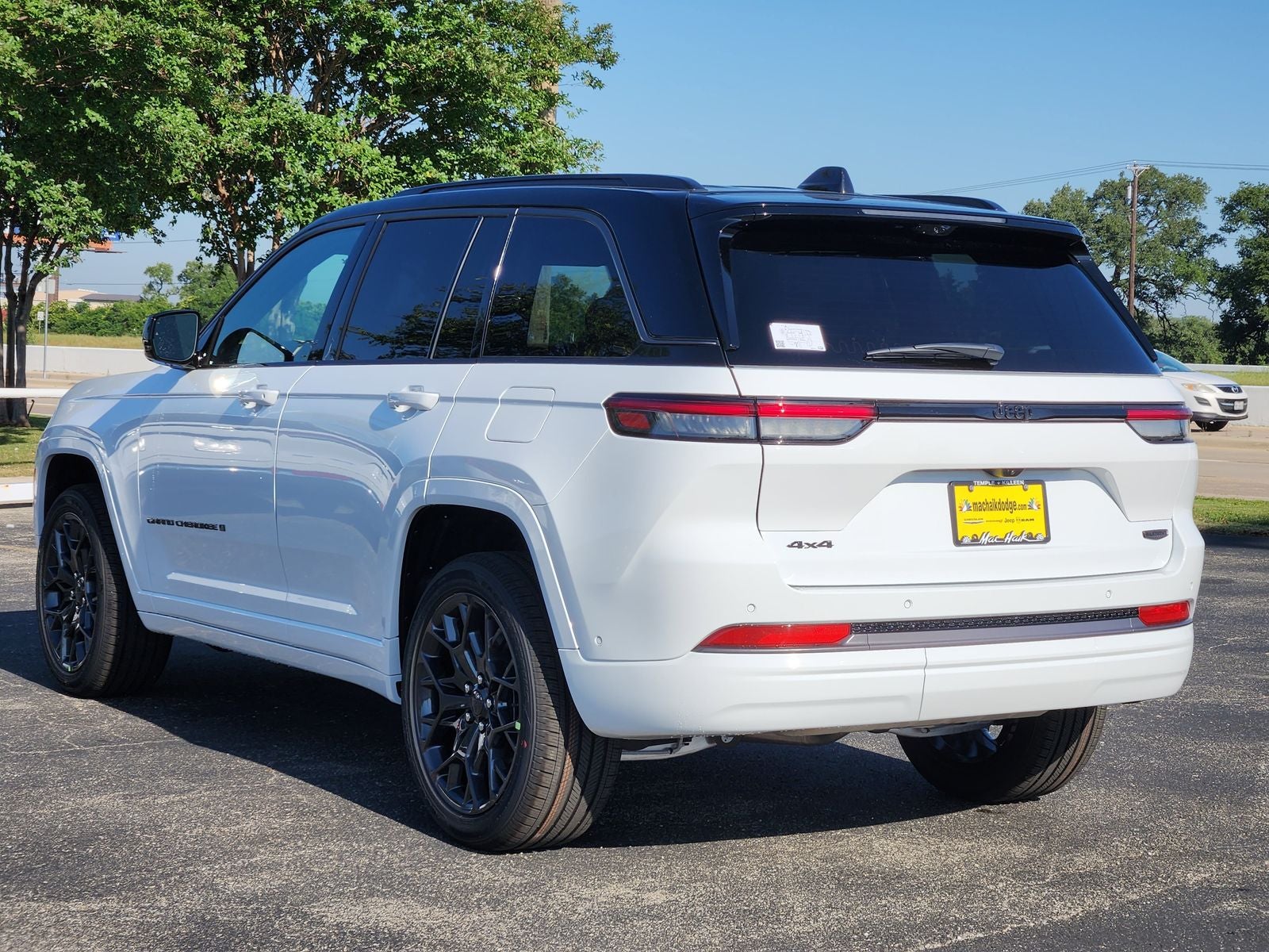 2026 Jeep Grand Cherokee GRAND CHEROKEE SUMMIT 4X4