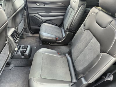 2025 Jeep Grand Cherokee GRAND CHEROKEE L ALTITUDE 4X2