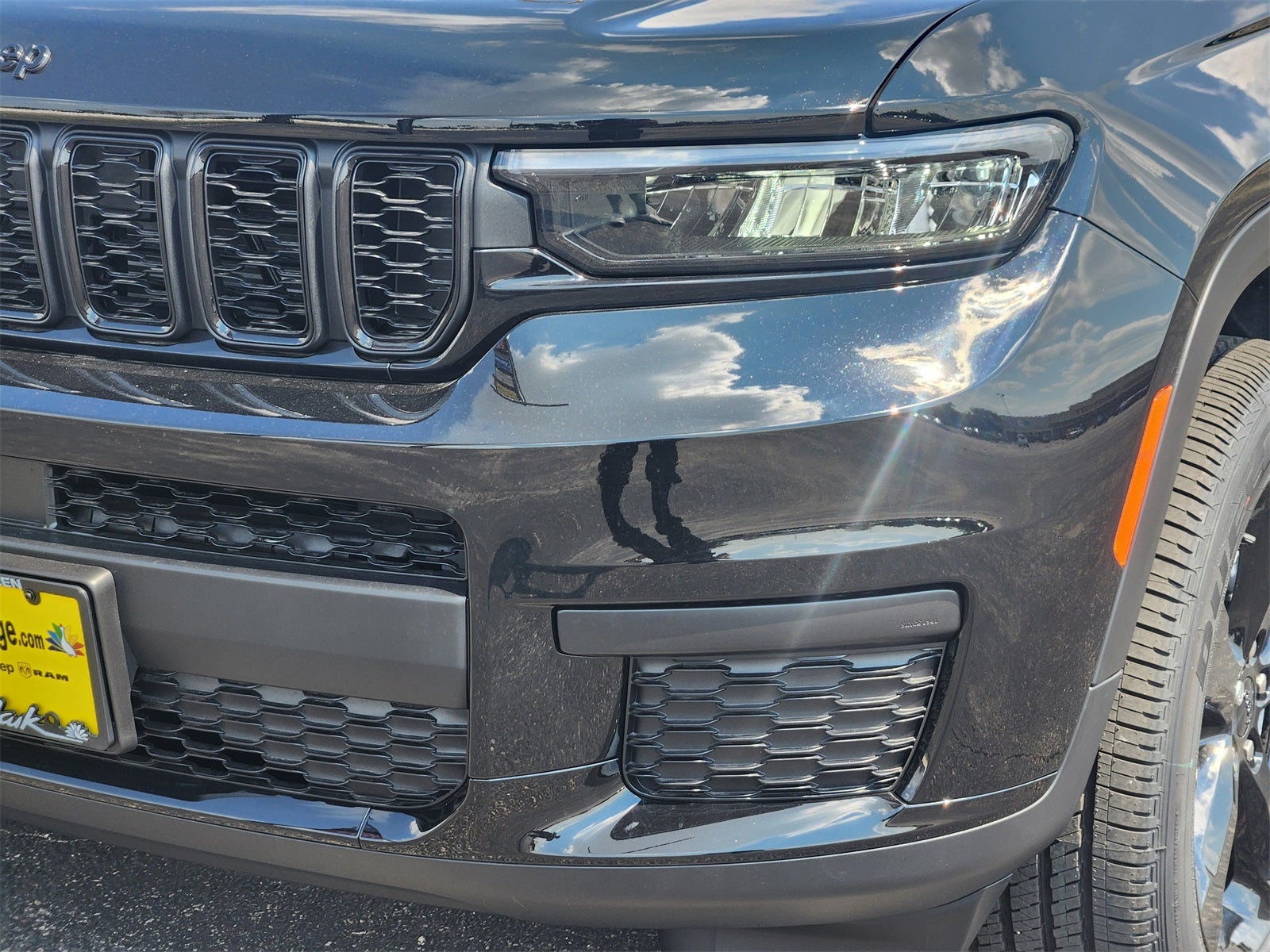 2025 Jeep Grand Cherokee GRAND CHEROKEE L ALTITUDE 4X2