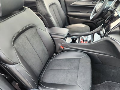 2025 Jeep Grand Cherokee GRAND CHEROKEE L ALTITUDE 4X2