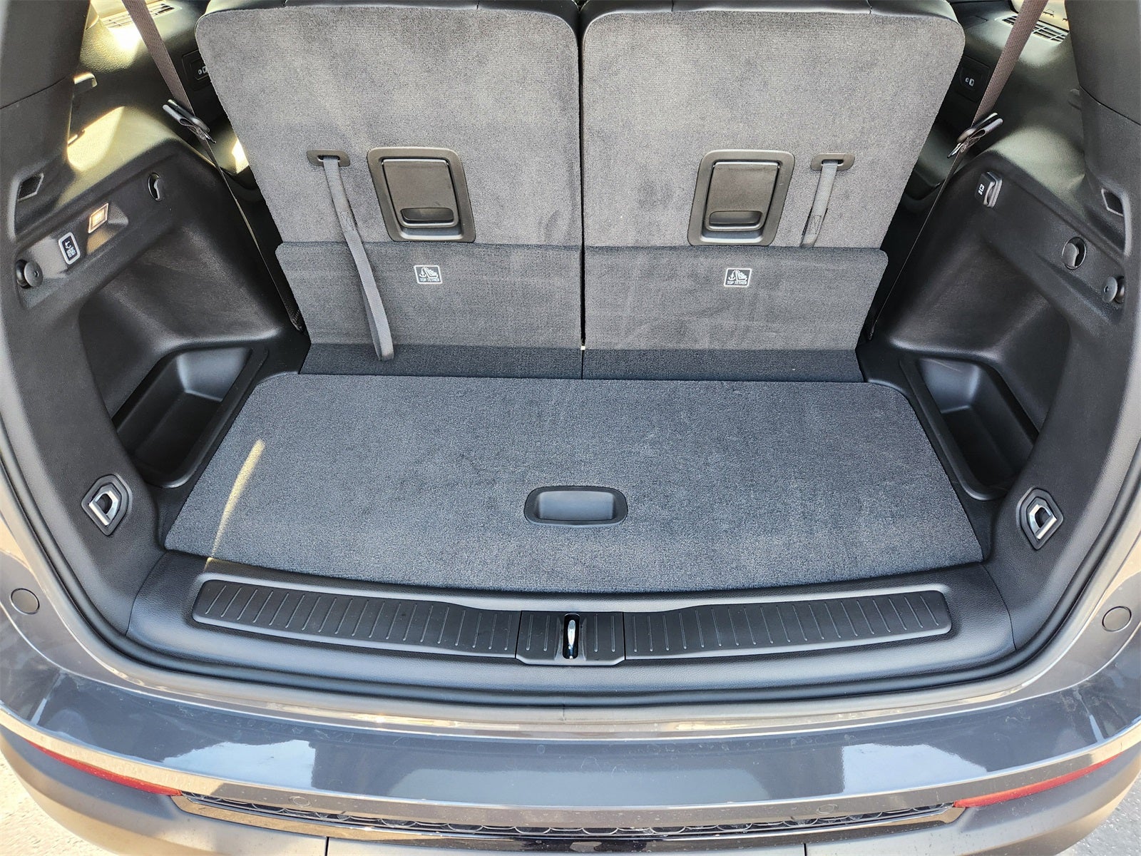 2025 Jeep Grand Cherokee GRAND CHEROKEE L ALTITUDE 4X2