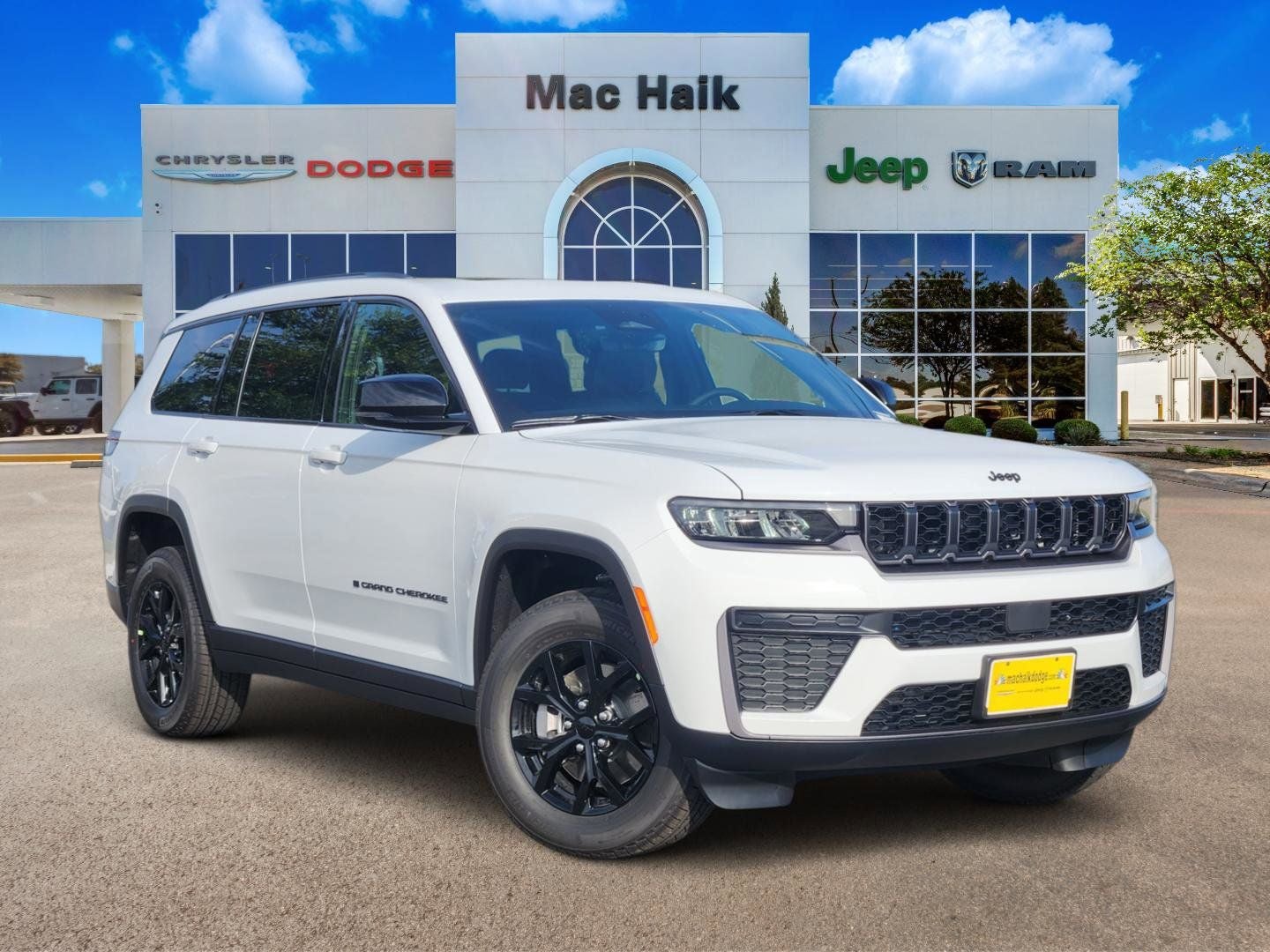 2026 Jeep Grand Cherokee GRAND CHEROKEE L LAREDO ALTITUDE 4X2