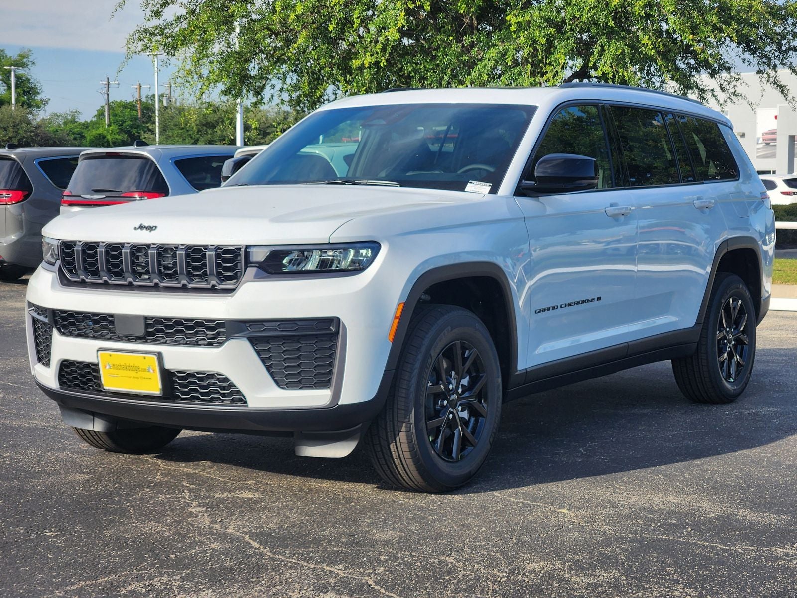 2026 Jeep Grand Cherokee GRAND CHEROKEE L LAREDO ALTITUDE 4X2