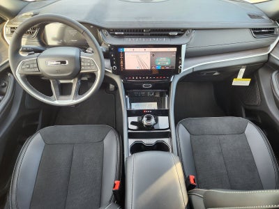 2026 Jeep Grand Cherokee GRAND CHEROKEE L LAREDO ALTITUDE 4X2