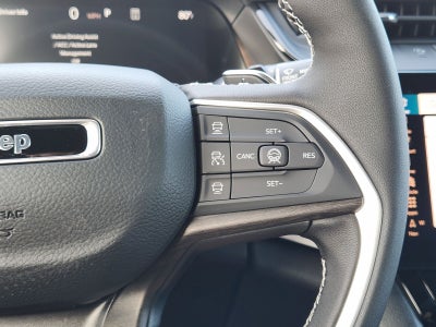 2026 Jeep Grand Cherokee GRAND CHEROKEE L LAREDO ALTITUDE 4X2