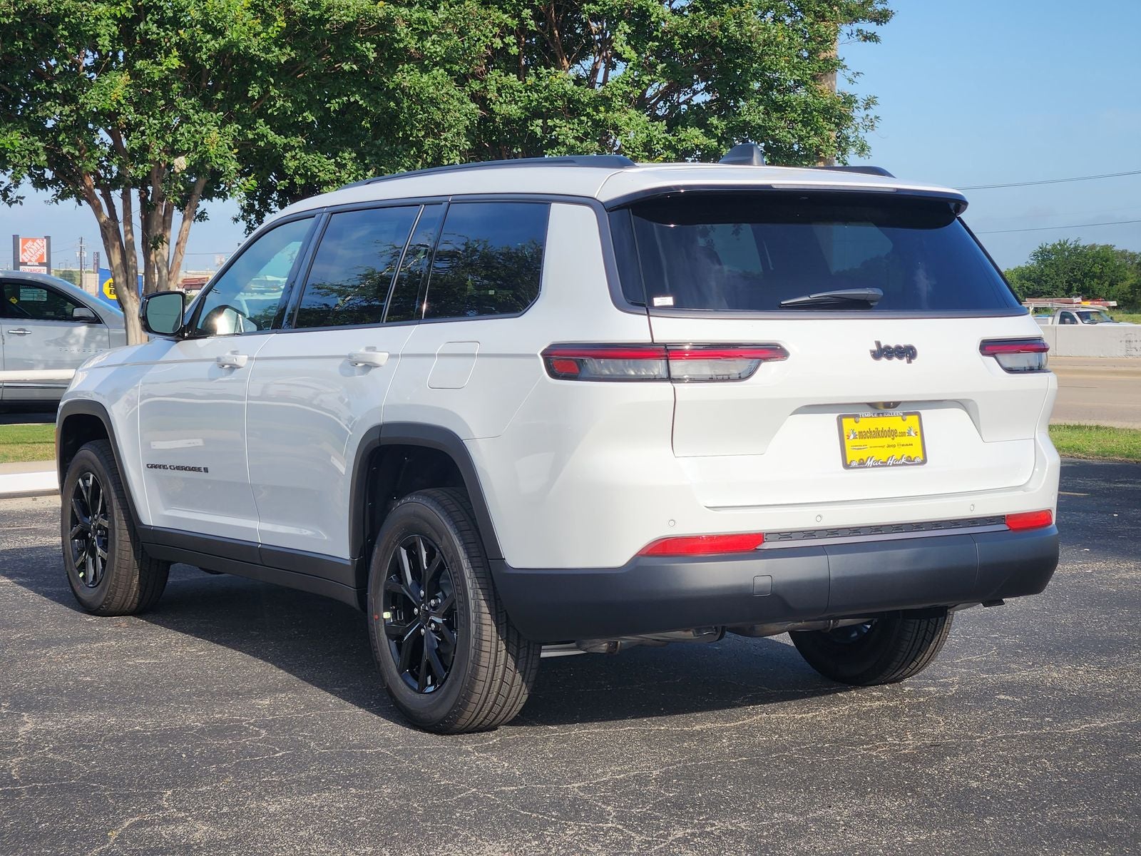 2026 Jeep Grand Cherokee GRAND CHEROKEE L LAREDO ALTITUDE 4X2