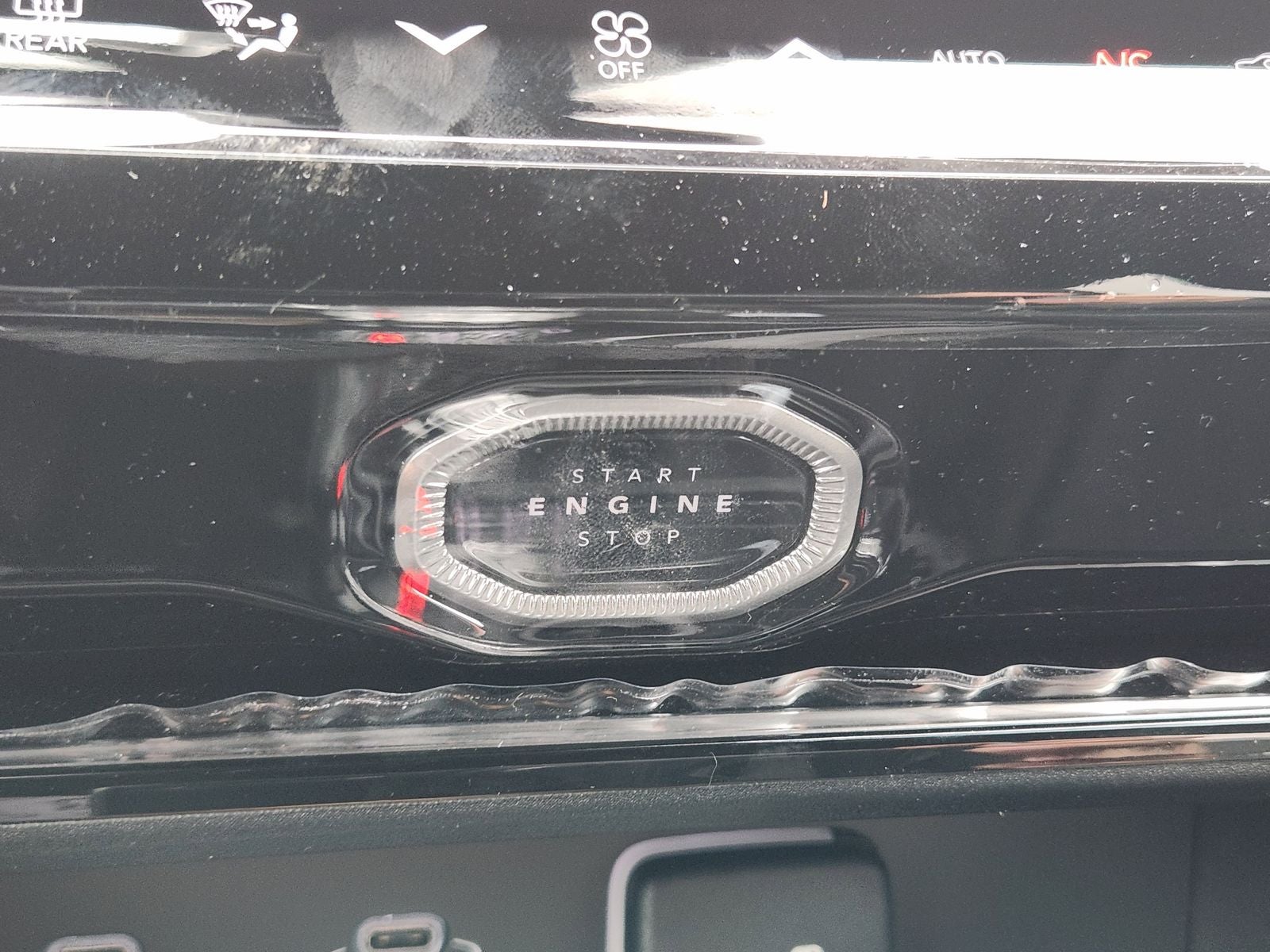 2026 Jeep Grand Cherokee GRAND CHEROKEE L LIMITED 4X2