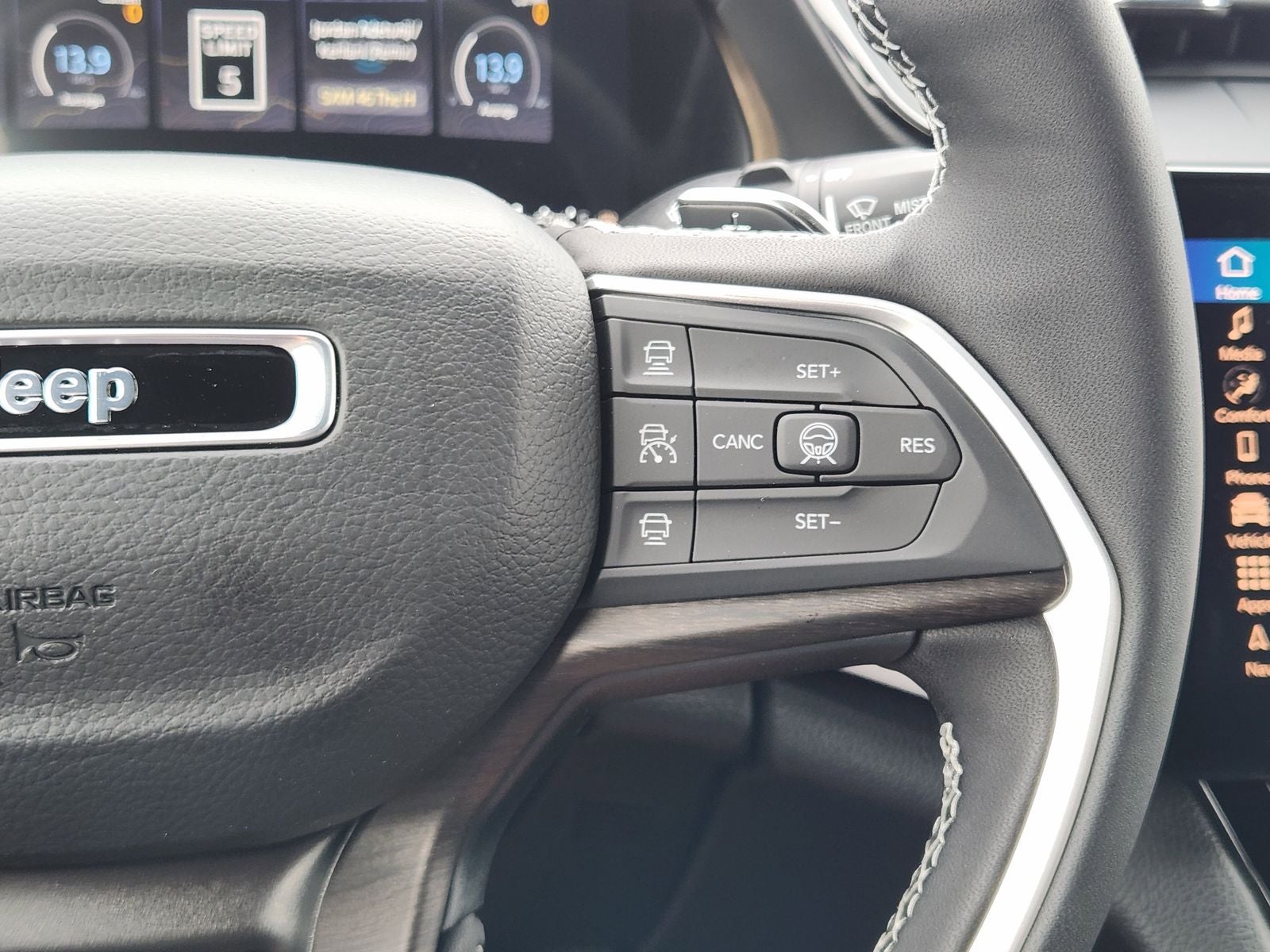 2026 Jeep Grand Cherokee GRAND CHEROKEE L LIMITED 4X2