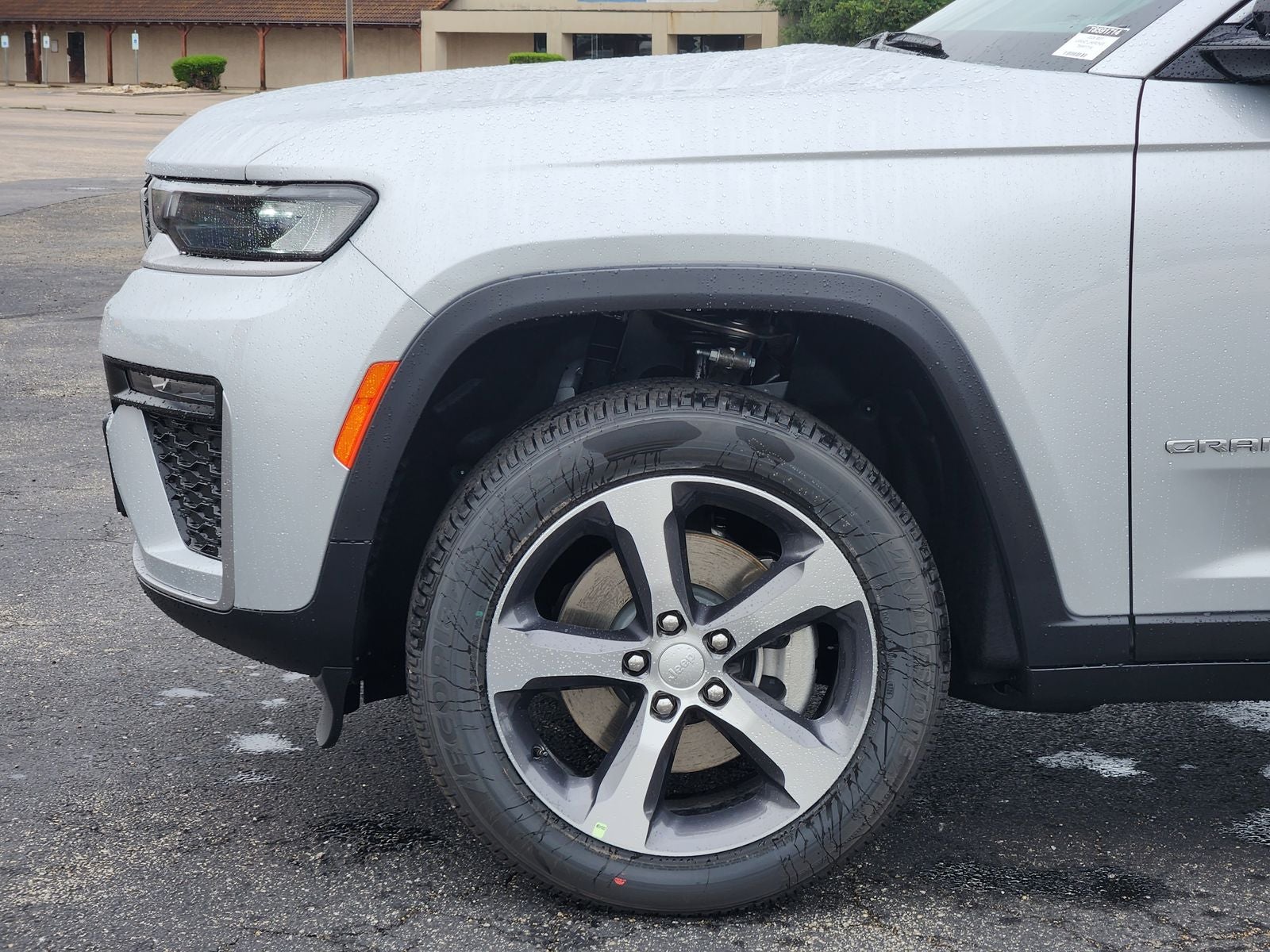 2026 Jeep Grand Cherokee GRAND CHEROKEE L LIMITED 4X2