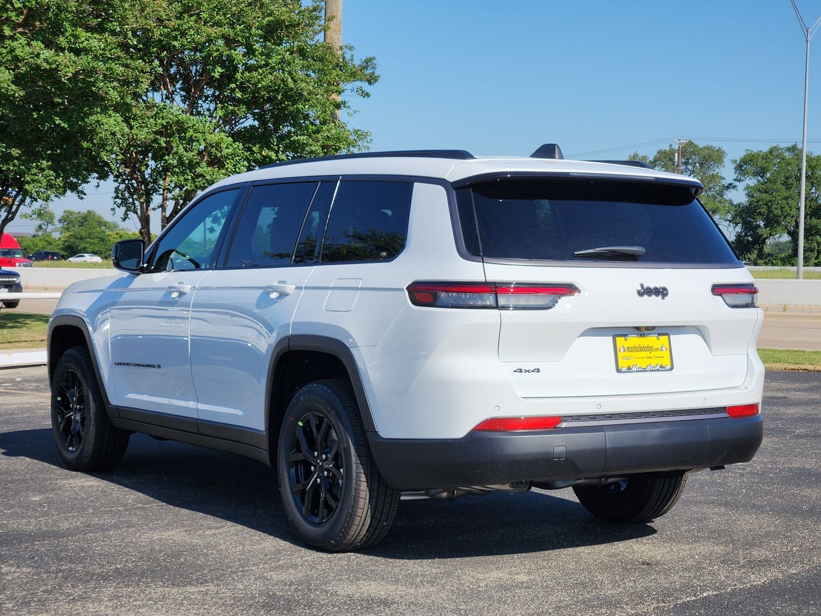 2026 Jeep Grand Cherokee GRAND CHEROKEE L LAREDO ALTITUDE 4X4
