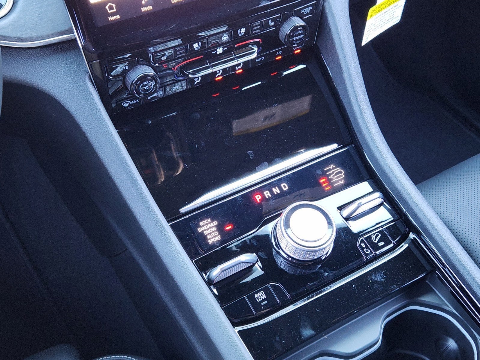 2025 Jeep Grand Cherokee GRAND CHEROKEE L OVERLAND 4X4