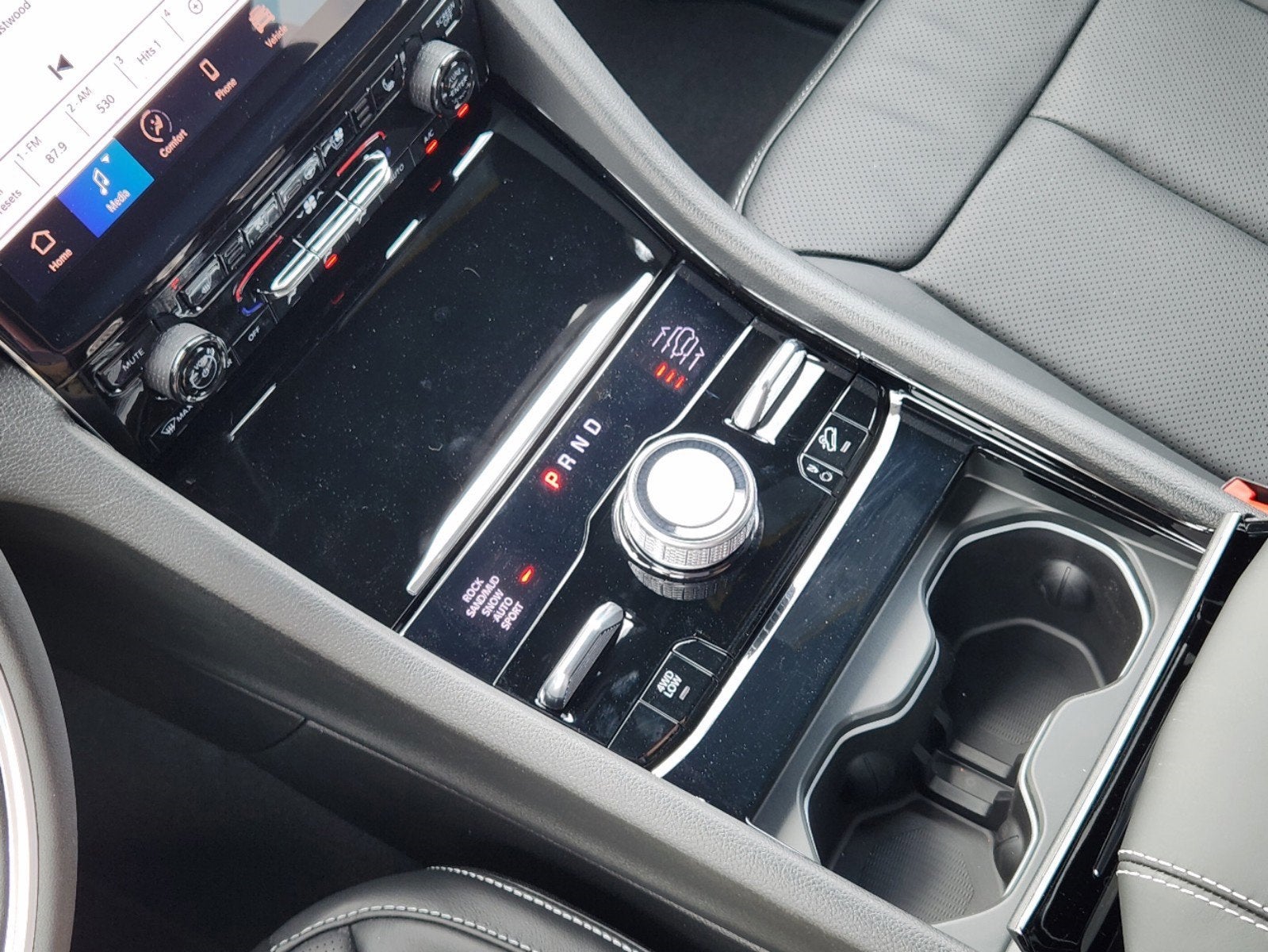 2025 Jeep Grand Cherokee GRAND CHEROKEE L OVERLAND 4X4