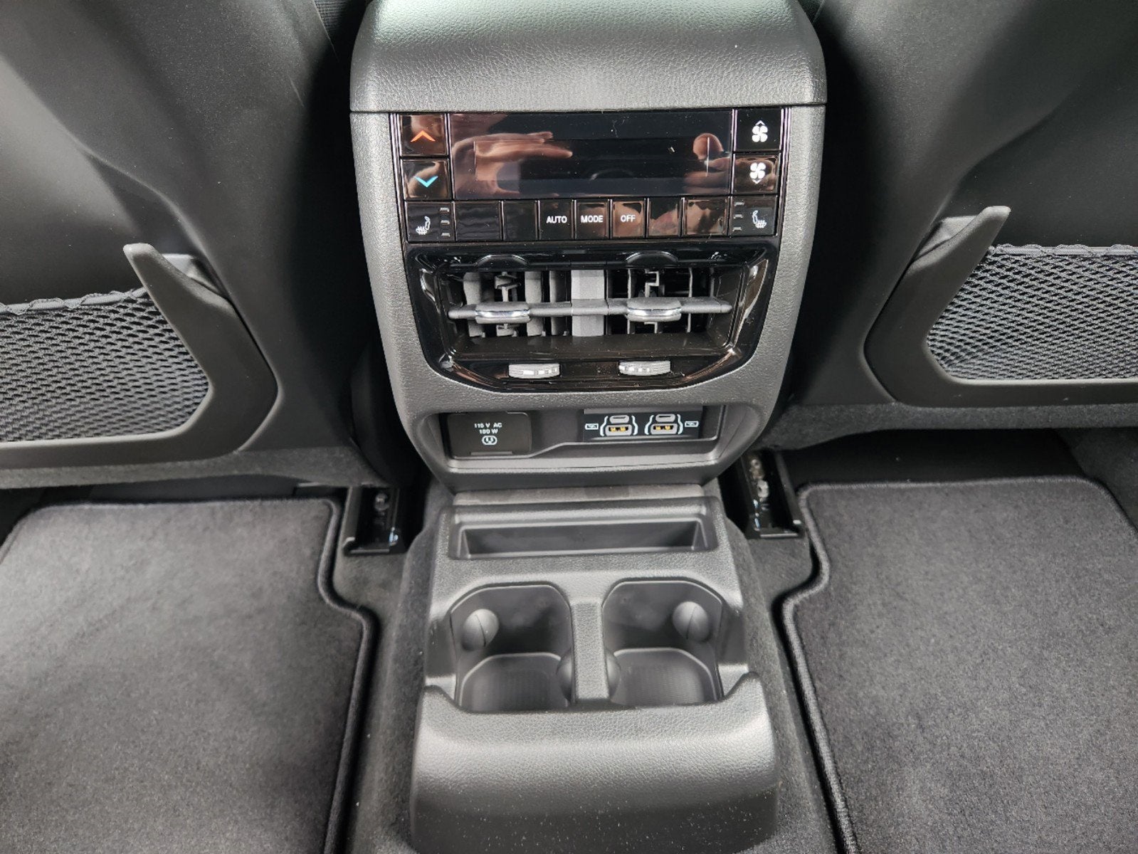 2025 Jeep Grand Cherokee GRAND CHEROKEE L OVERLAND 4X4