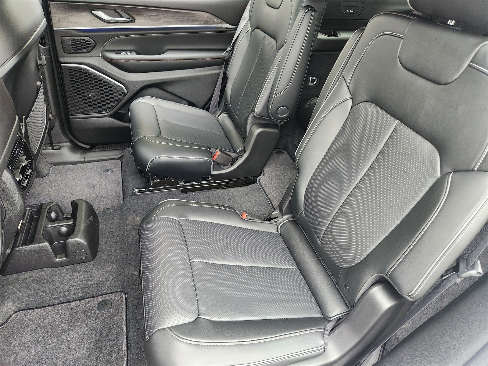 2025 Jeep Grand Cherokee GRAND CHEROKEE L OVERLAND 4X4