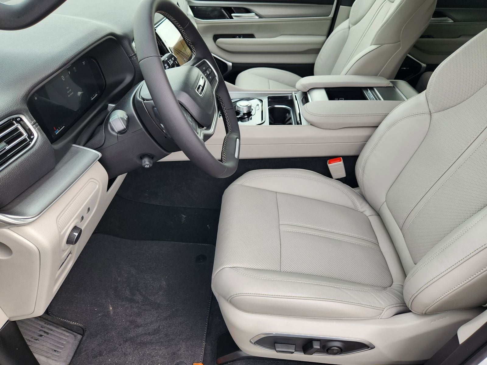 2026 Jeep Grand Wagoneer GRAND WAGONEER L 4X2