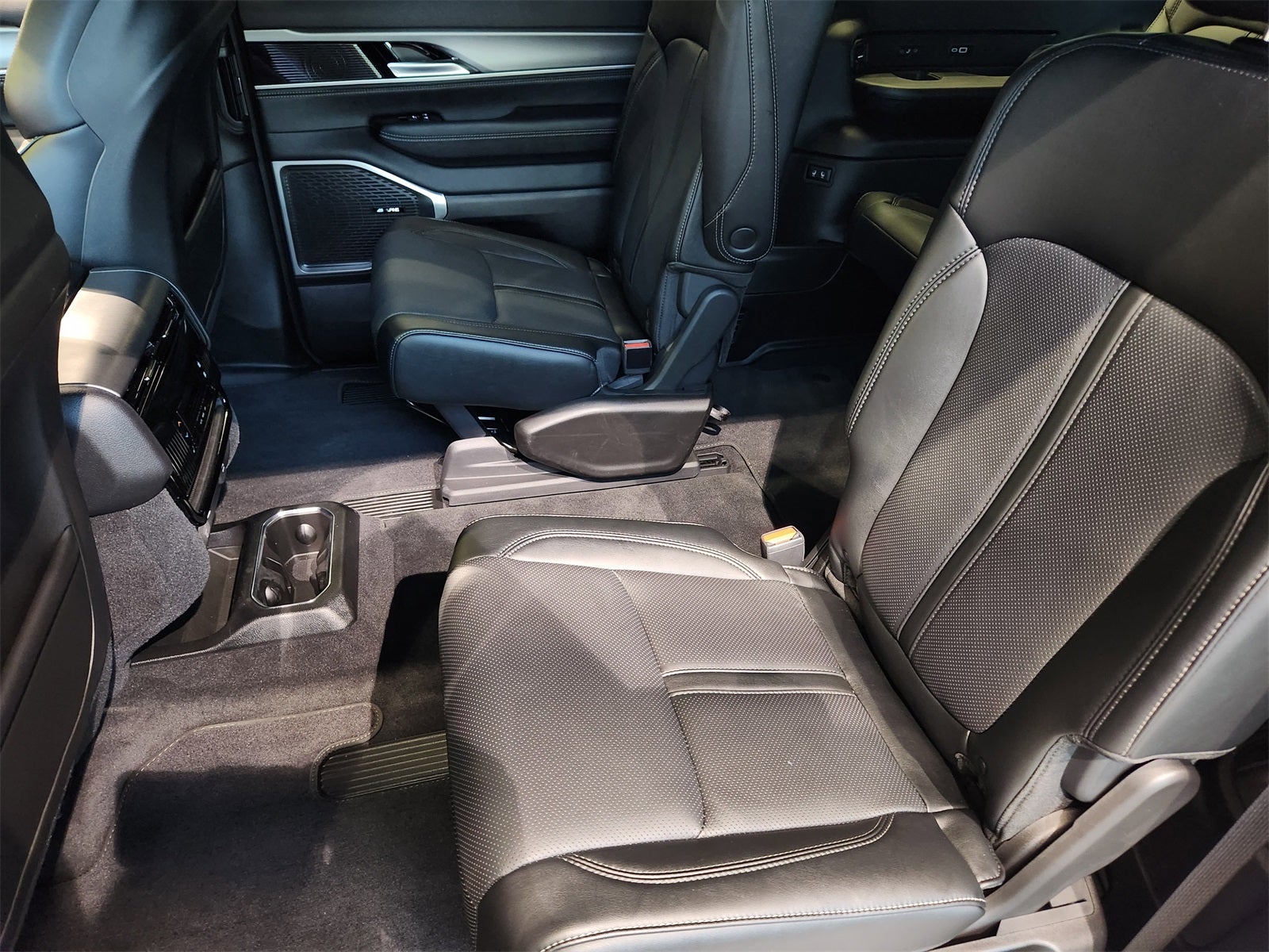 2025 Jeep Wagoneer WAGONEER L CARBIDE 4X4