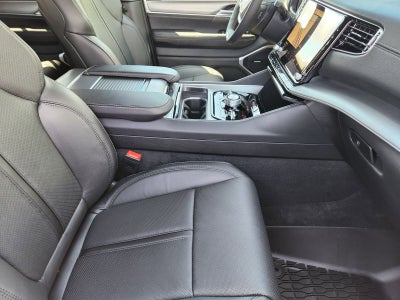 2026 Jeep Grand Wagoneer GRAND WAGONEER UPLAND 4X4