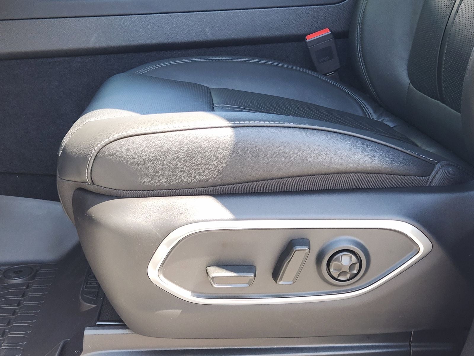 2026 Jeep Grand Wagoneer GRAND WAGONEER UPLAND 4X4
