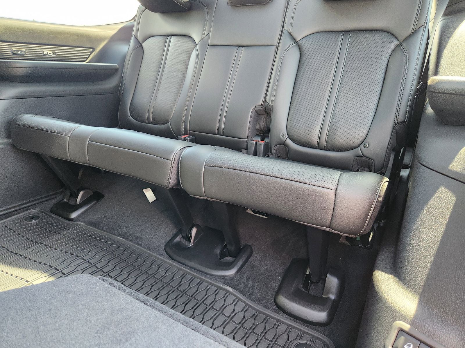 2026 Jeep Grand Wagoneer GRAND WAGONEER UPLAND 4X4
