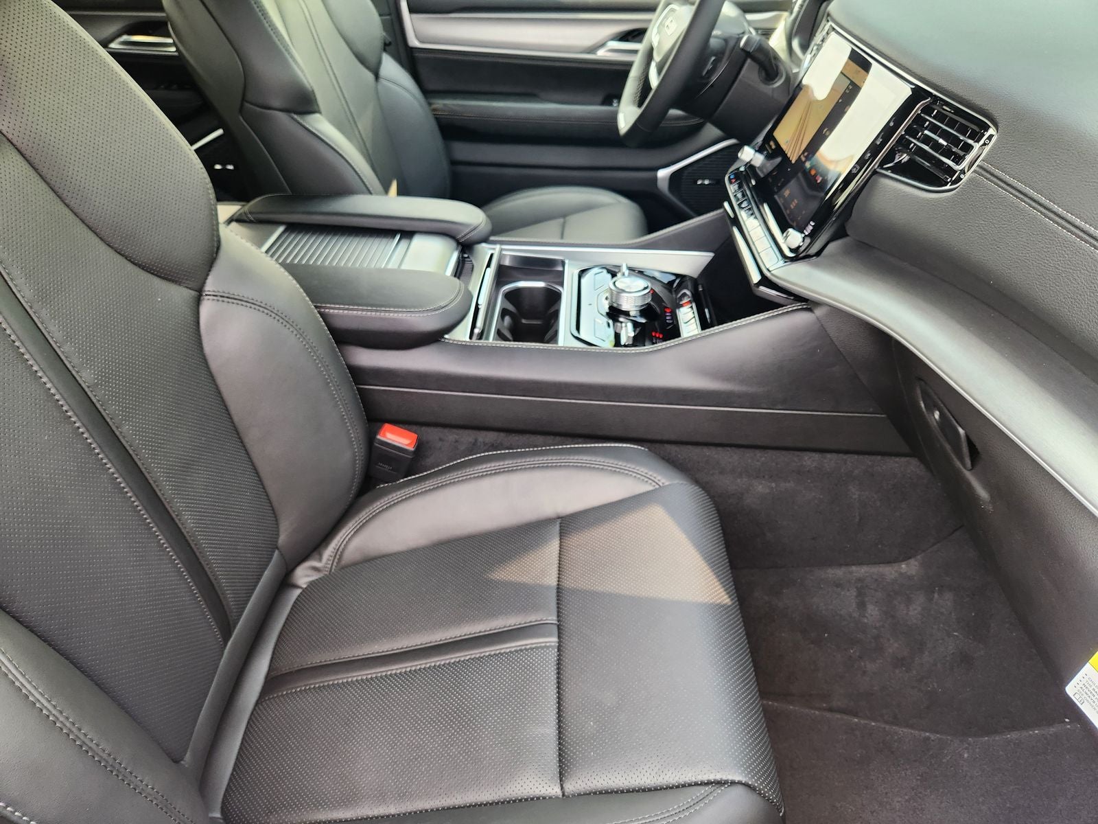2026 Jeep Grand Wagoneer GRAND WAGONEER UPLAND 4X4