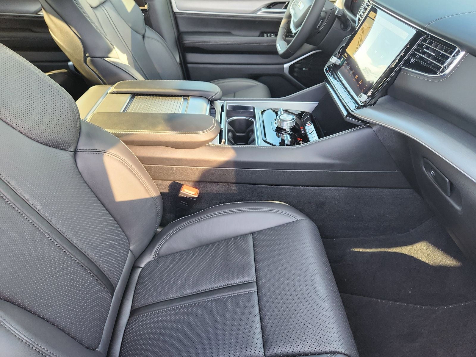 2026 Jeep Grand Wagoneer GRAND WAGONEER LIMITED RESERVE 4X4